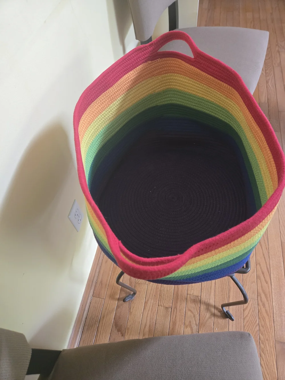 NWOT Multicolor Rainbow Rope Storage Basket 24×13